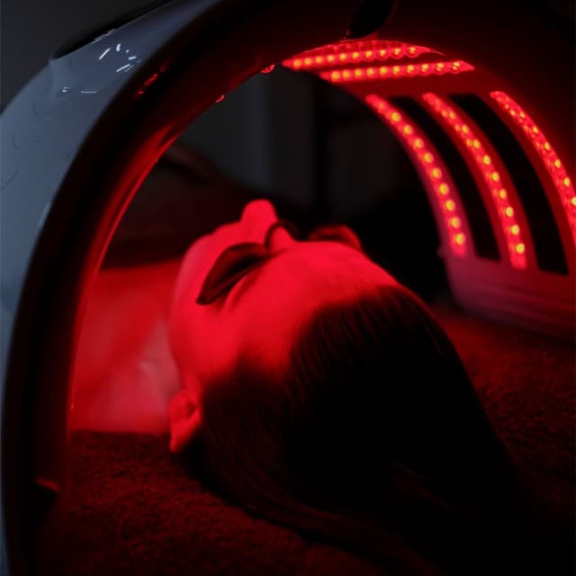 LED 6 Sessions at Cozy Corner Aesthetics in Rochester, MN
